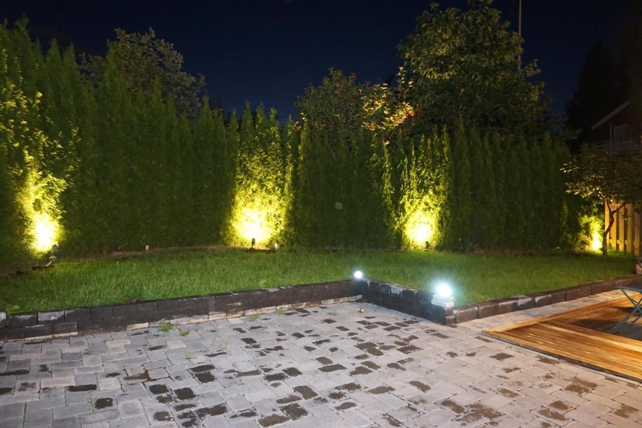 Fresh Happy Little House, 35 M2 In Taeby Daire Stokholm Dış mekan fotoğraf